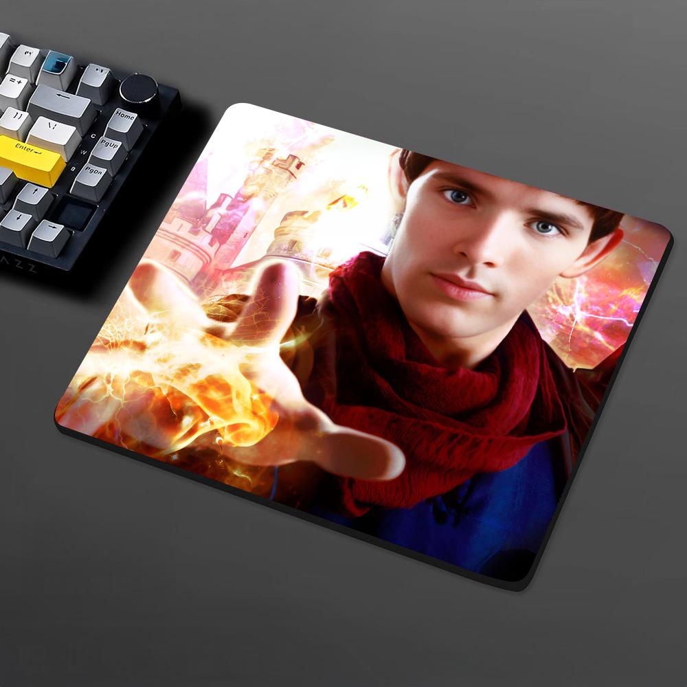 Uk Merlin Tv Mouse Pad Small O - Gaming Accessories Uk 评论和价格
